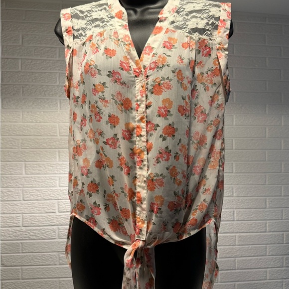 No Boundaries Floral Button-Down Blouse with Lace - Picture 1 of 3